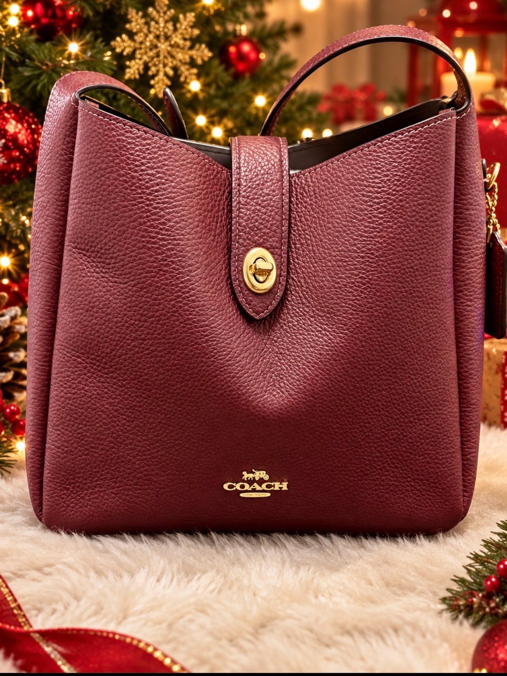 COACH Pebbled Leather hadleyBag in Burgundy EUC
